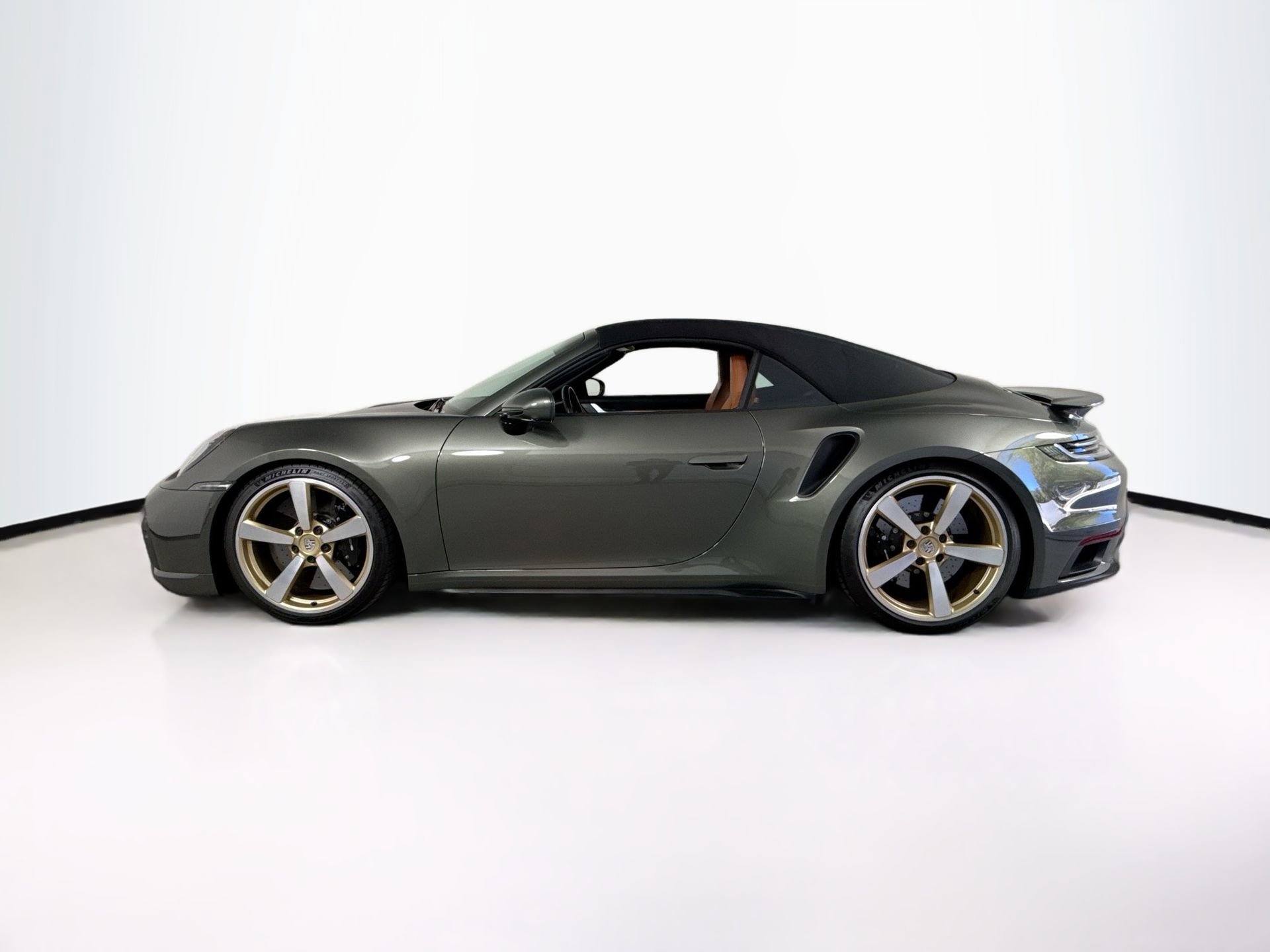 Used 2024 Porsche 911 Turbo S image 4