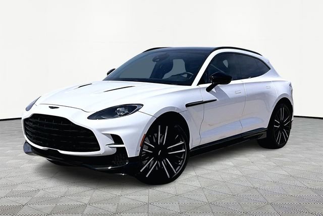 Used 2023 Aston Martin DBX 707 image 1