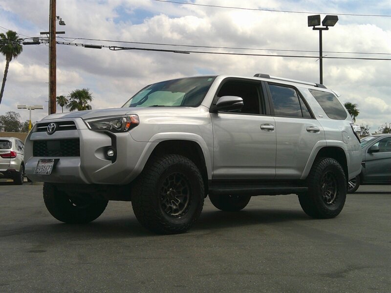 Used 2021 Toyota 4Runner SR5 Premium AWD/4WD image 30