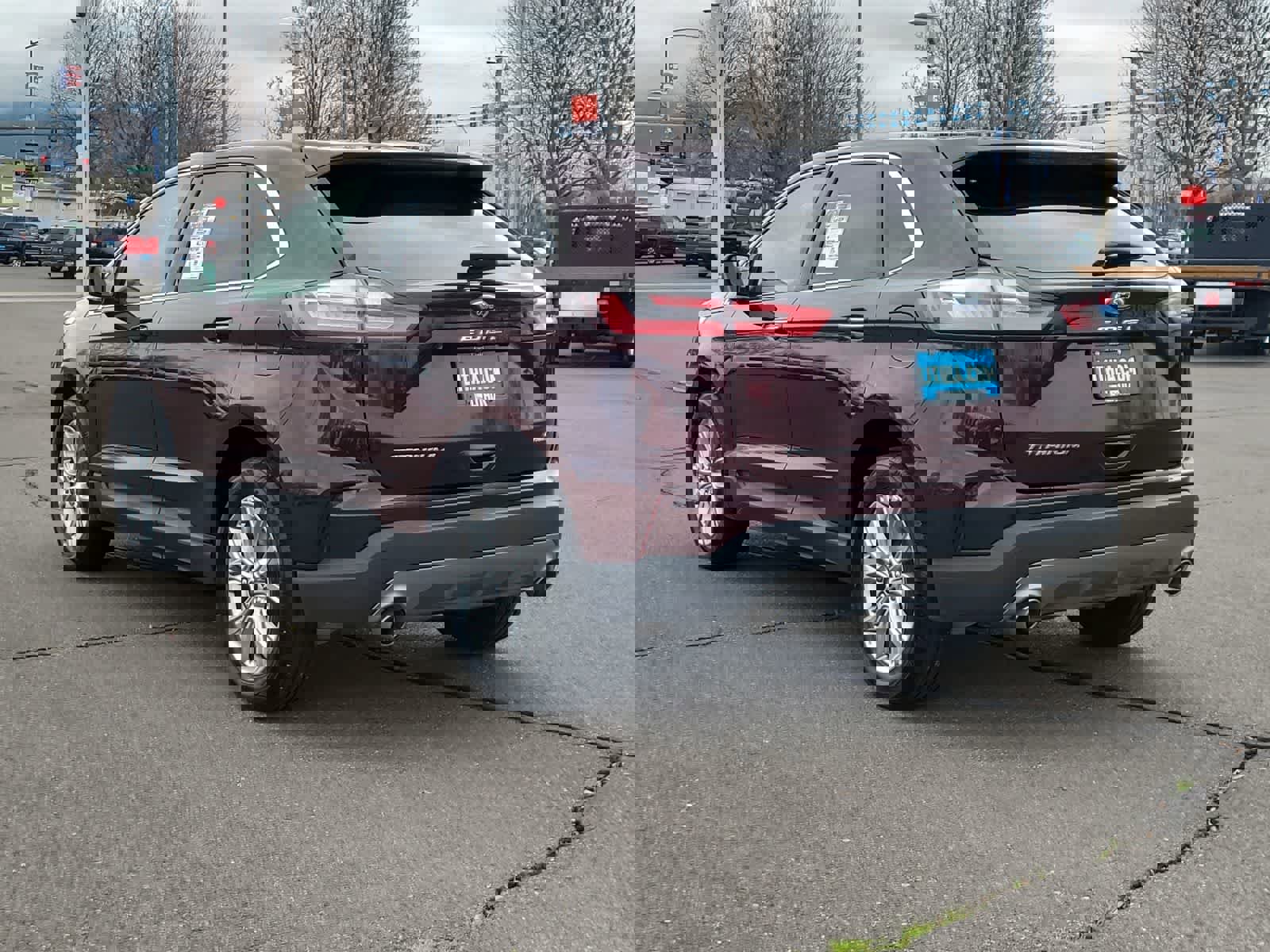 Used 2024 Ford Edge Titanium image 12