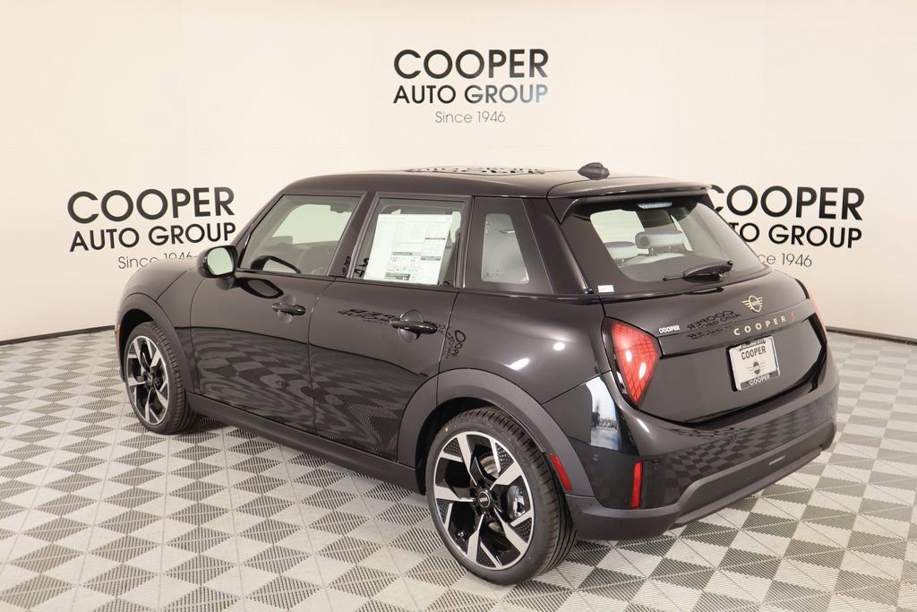 New 2025 MINI Cooper S image 24