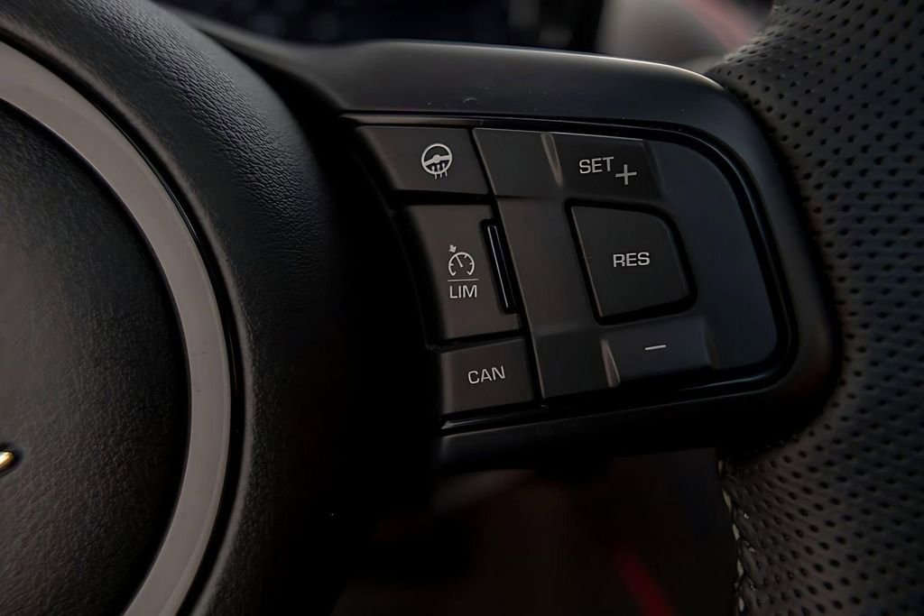 Used 2024 Jaguar F-TYPE R AWD/4WD image 34