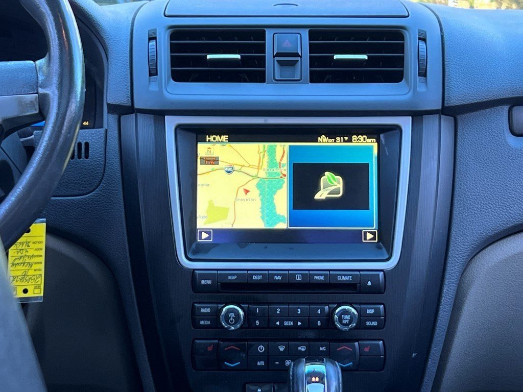 Used 2010 Mercury Milan Hybrid image 16