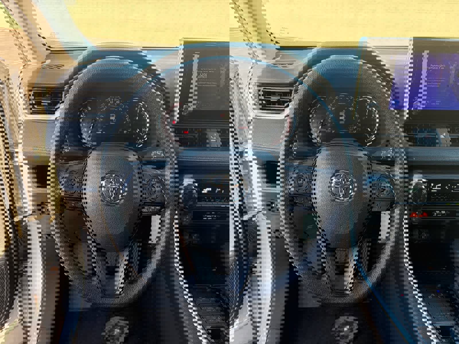 Used 2024 Toyota RAV4 LE image 17