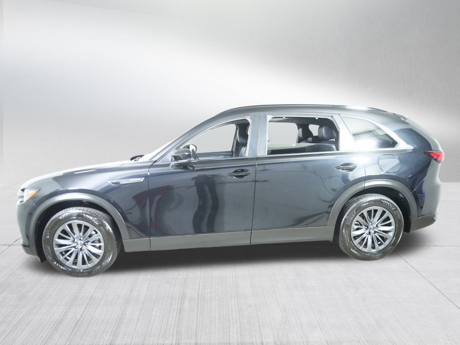 Certified 2025 MAZDA CX-70 3.3 Turbo w/ Preferred Package image 4