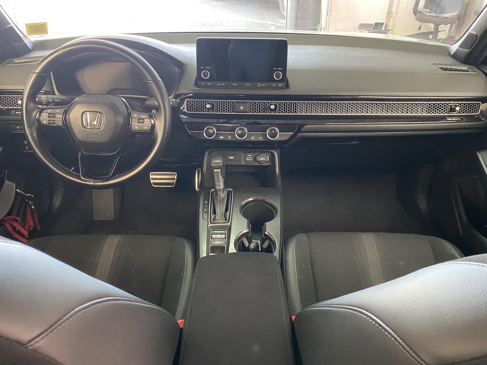 Used 2024 Honda Civic Sport image 13