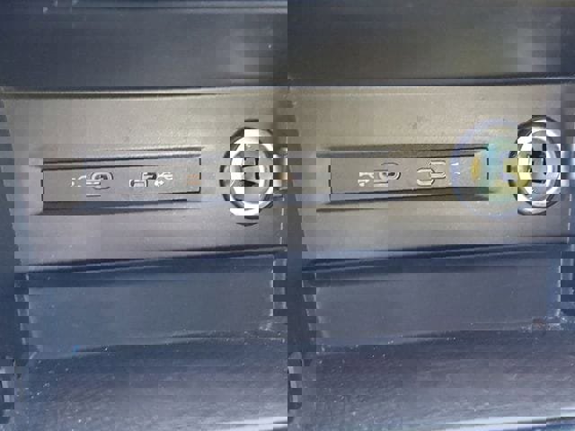 Certified 2023 Volkswagen Taos SE w/ Black Wheel Package FWD image 27