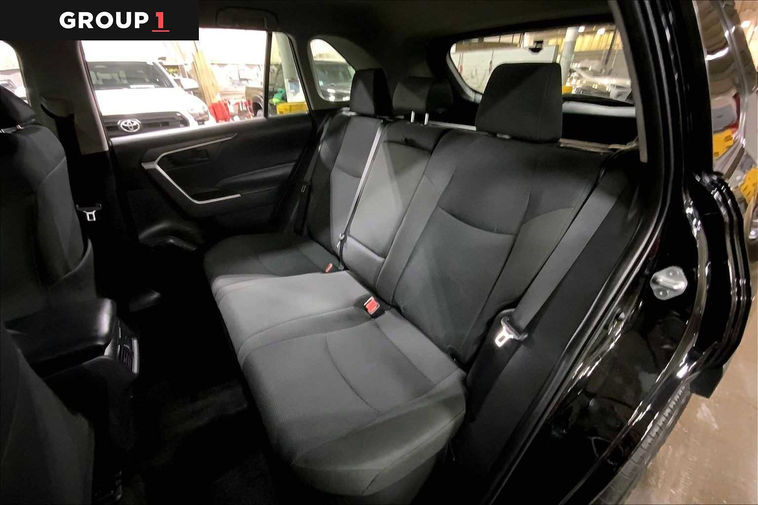 Used 2024 Toyota RAV4 LE image 21