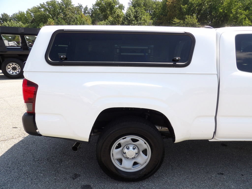 Used 2023 Toyota Tacoma SR RWD image 44