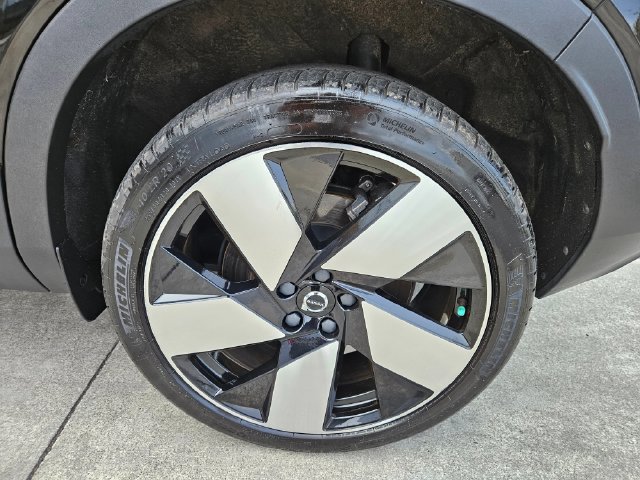 Used 2023 Volvo C40 P8 Recharge Ultimate w/ Protection Package Premier AWD/4WD image 9