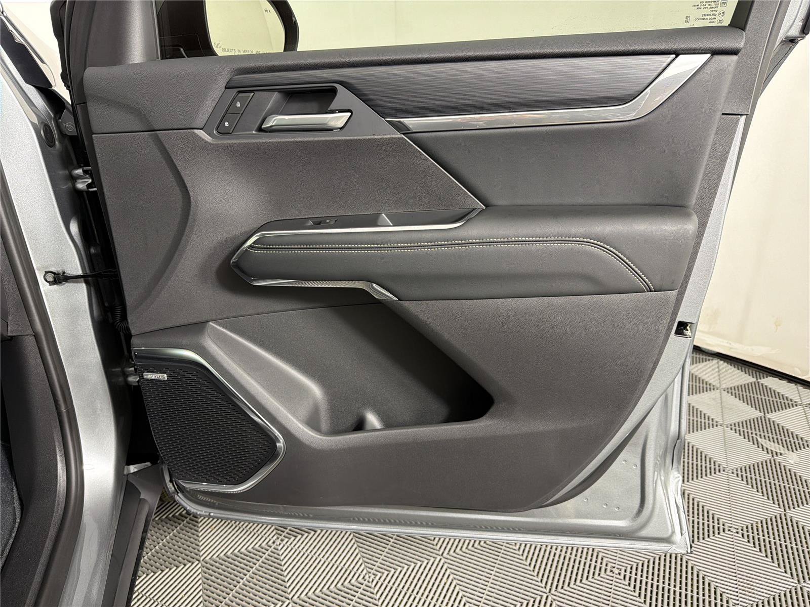 New 2026 GMC Acadia Elevation FWD image 11