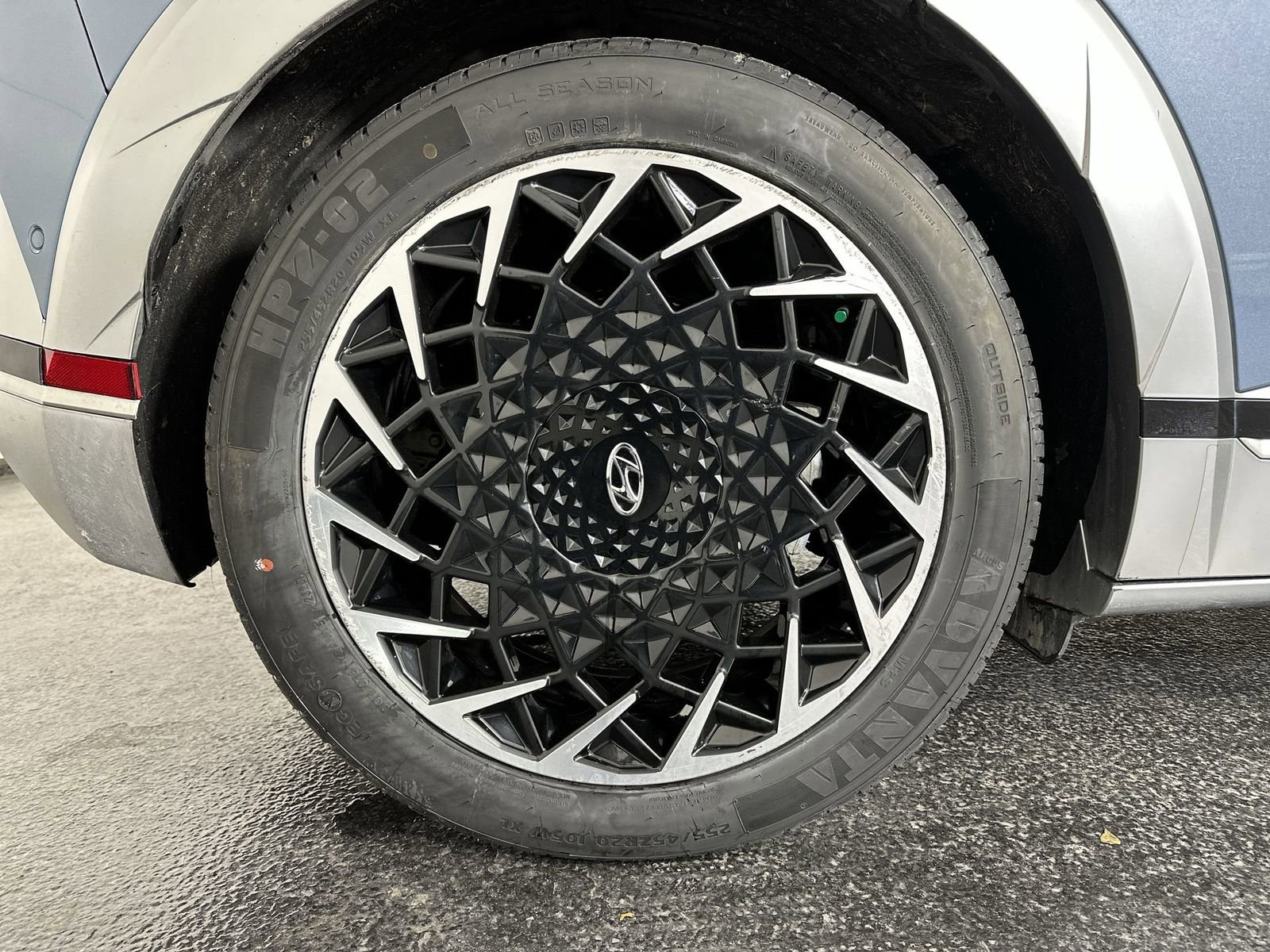 Used 2023 Hyundai Ioniq 5 Limited image 11