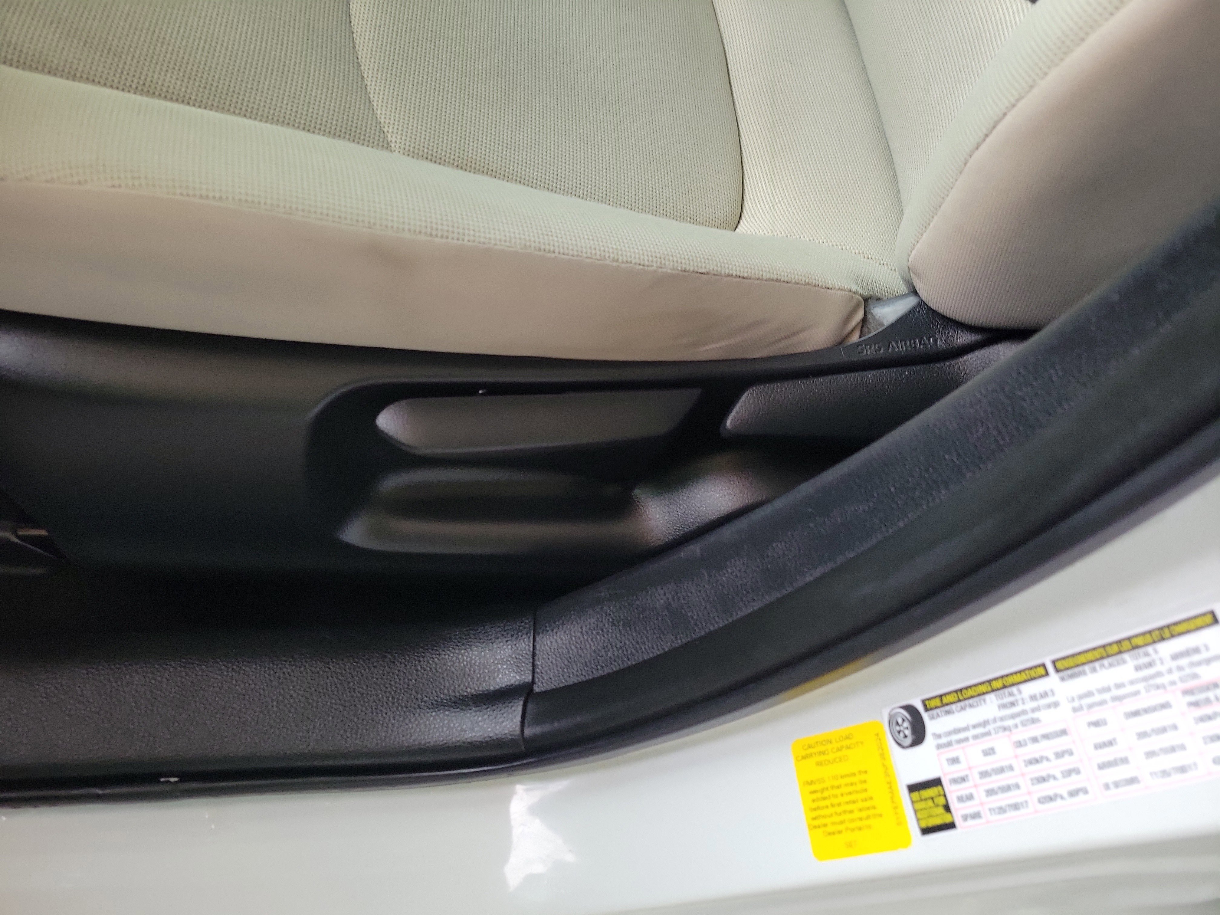 Certified 2022 Toyota Corolla LE image 6