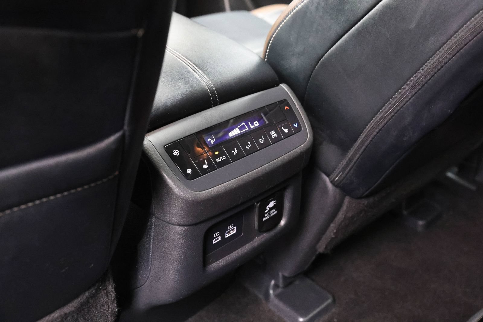 Used 2023 Nissan Pathfinder Platinum AWD/4WD image 22