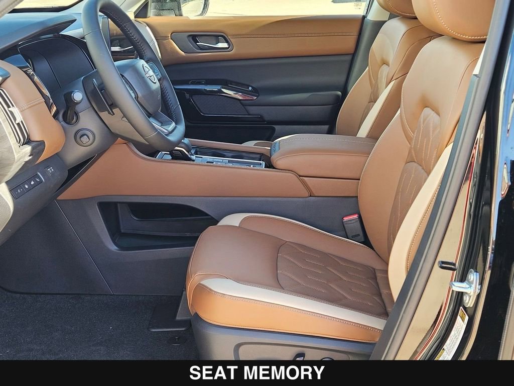 New 2026 Nissan Pathfinder Platinum image 11
