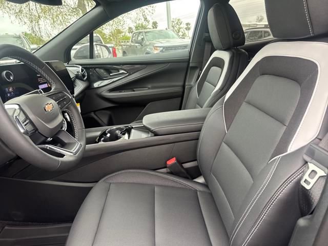 New 2025 Chevrolet Blazer EV LT AWD/4WD image 18