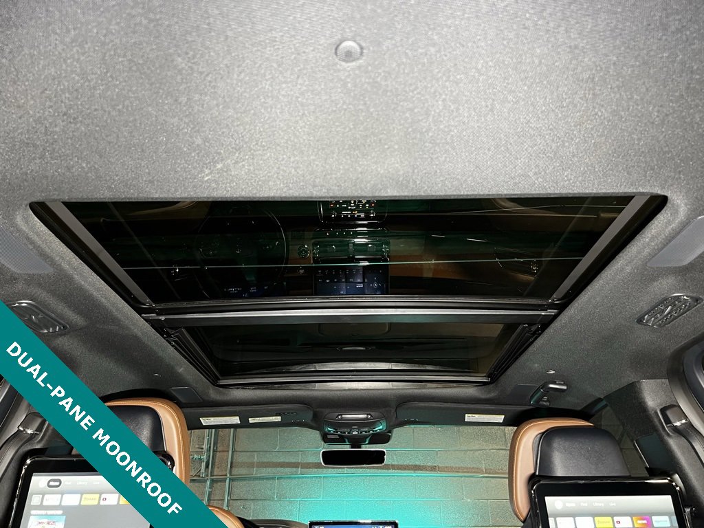 Used 2023 Lincoln Navigator Reserve image 5