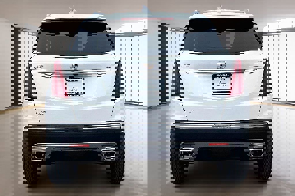 New 2026 Cadillac XT5 Premium Luxury w/ Driver Assist Package image 4