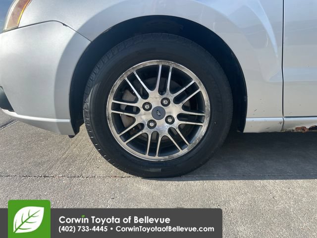 Used 2010 Ford Focus SE FWD image 25