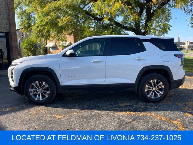 Used 2026 Chevrolet Equinox LT w/ Convenience Package II AWD/4WD image 2