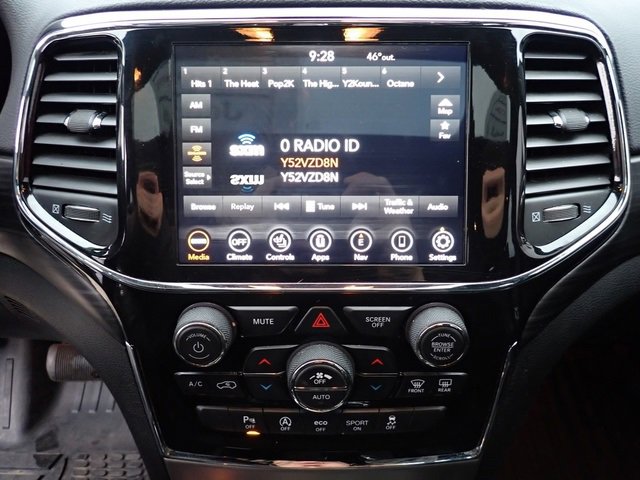 Used 2022 Jeep Grand Cherokee Laredo X image 25