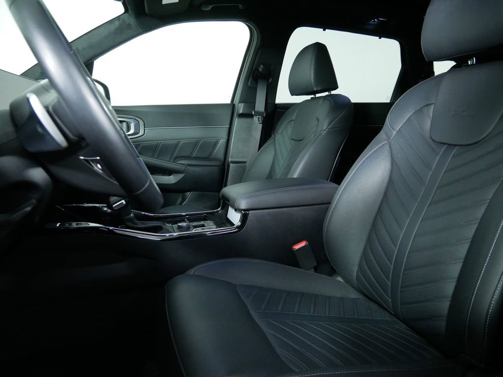 Certified 2025 Kia Sorento SX Prestige image 15