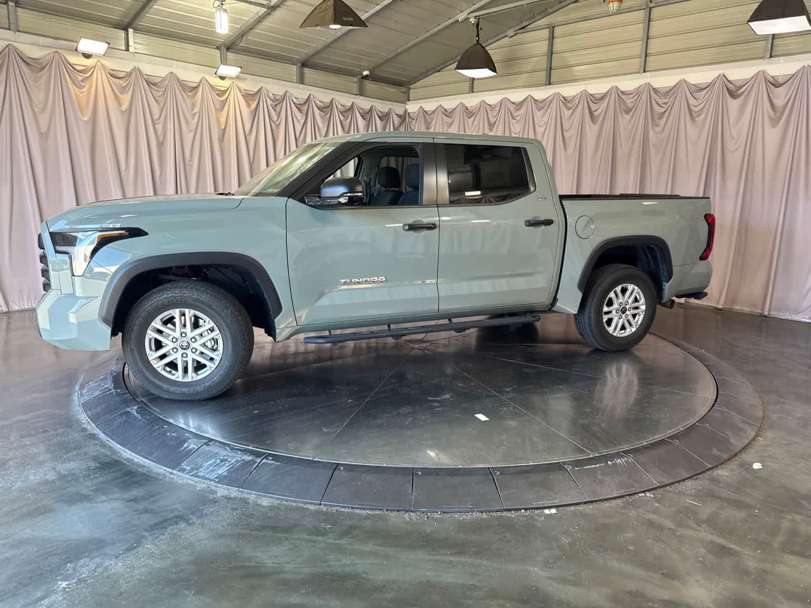 Used 2024 Toyota Tundra SR5 w/ SR5 Convenience Package AWD/4WD image 7