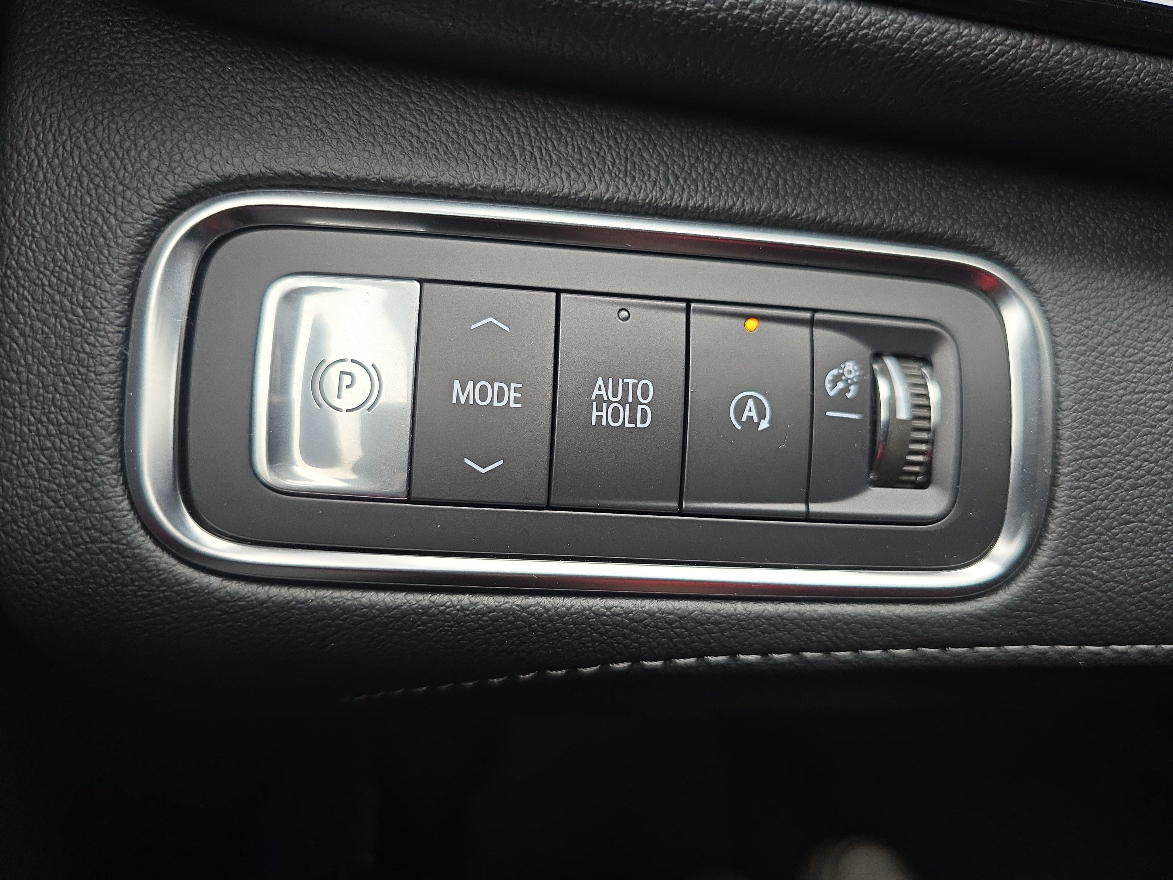 Used 2025 Buick Enclave Sport Touring w/ Super Cruise Package FWD image 27
