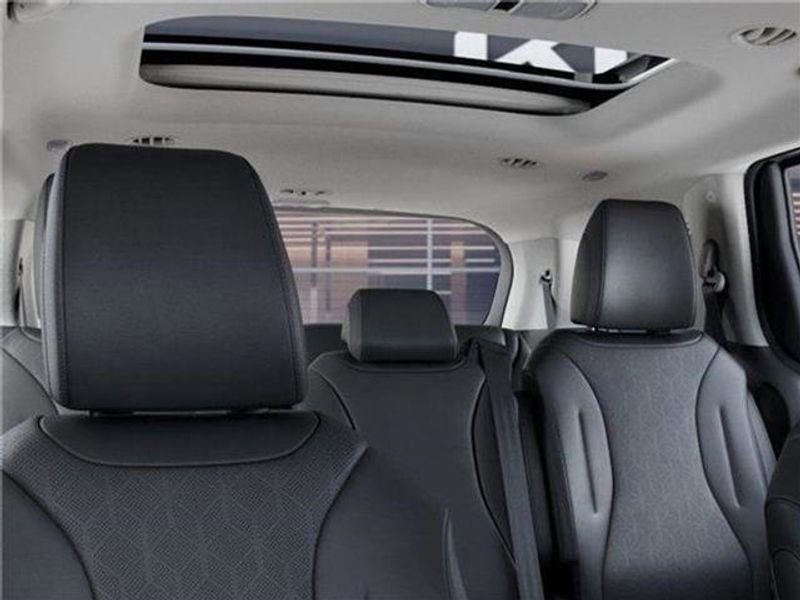 New 2026 Kia Carnival SX image 54