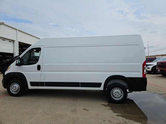 Used 2026 RAM ProMaster 2500 w/ Convenience Group FWD image 9