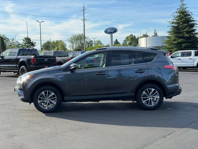Used 2018 Toyota RAV4 LE AWD/4WD image 6