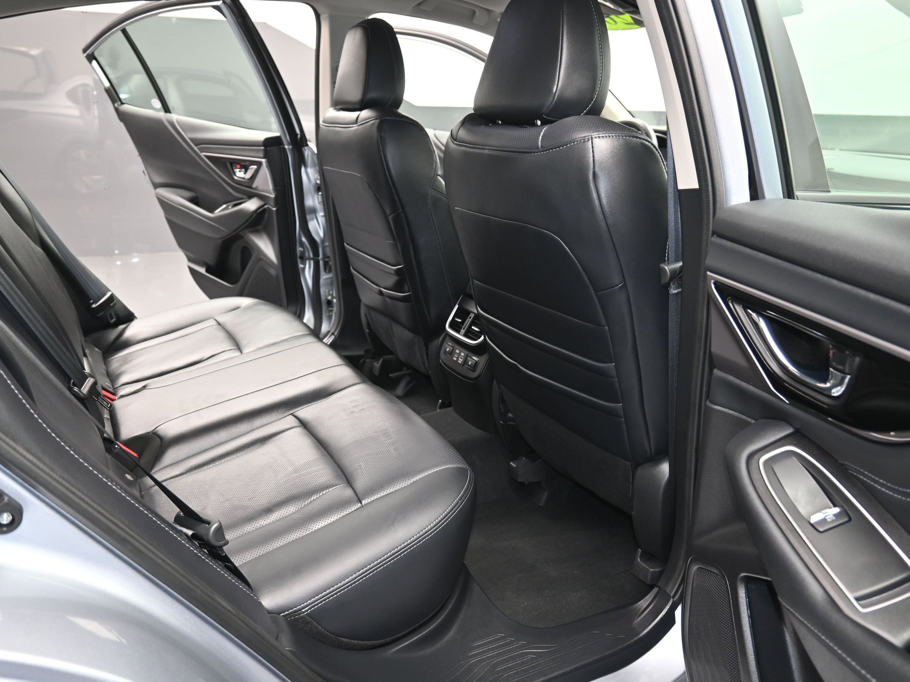 Used 2023 Subaru Legacy Limited image 25