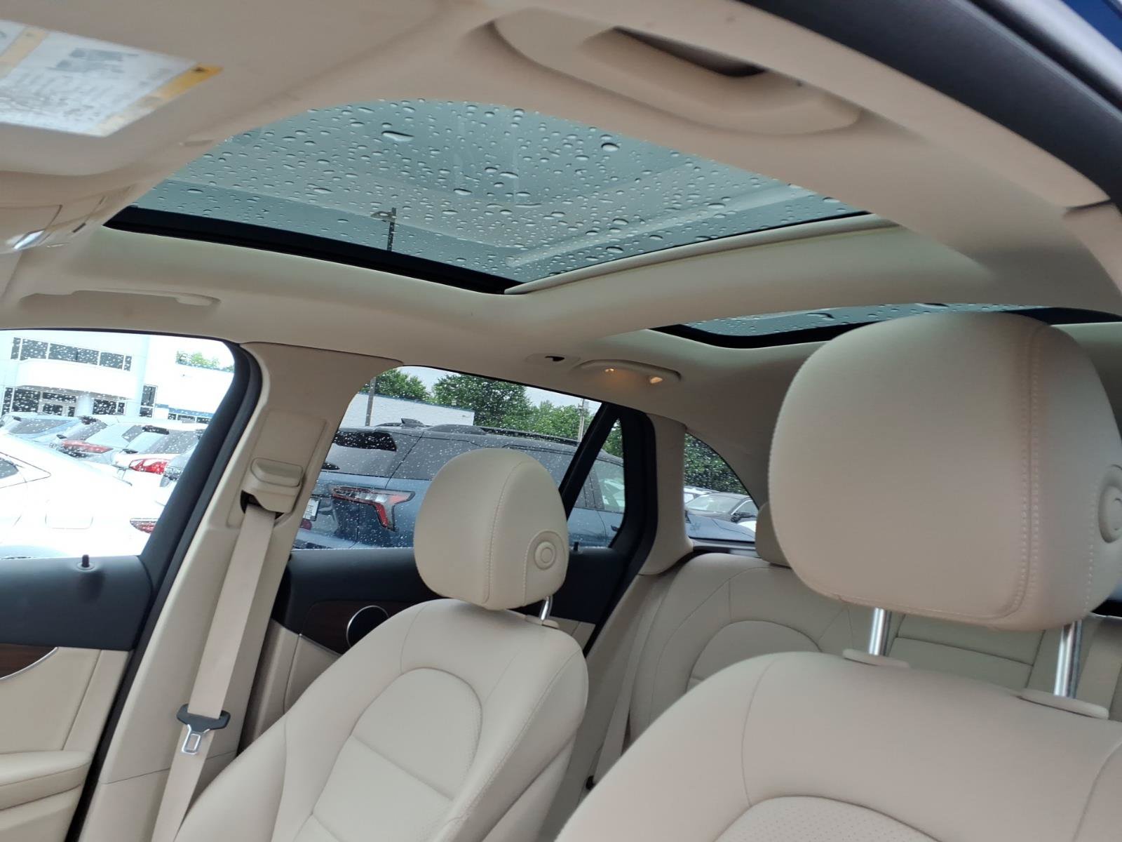 Used 2022 Mercedes-Benz GLC 300 4MATIC image 26