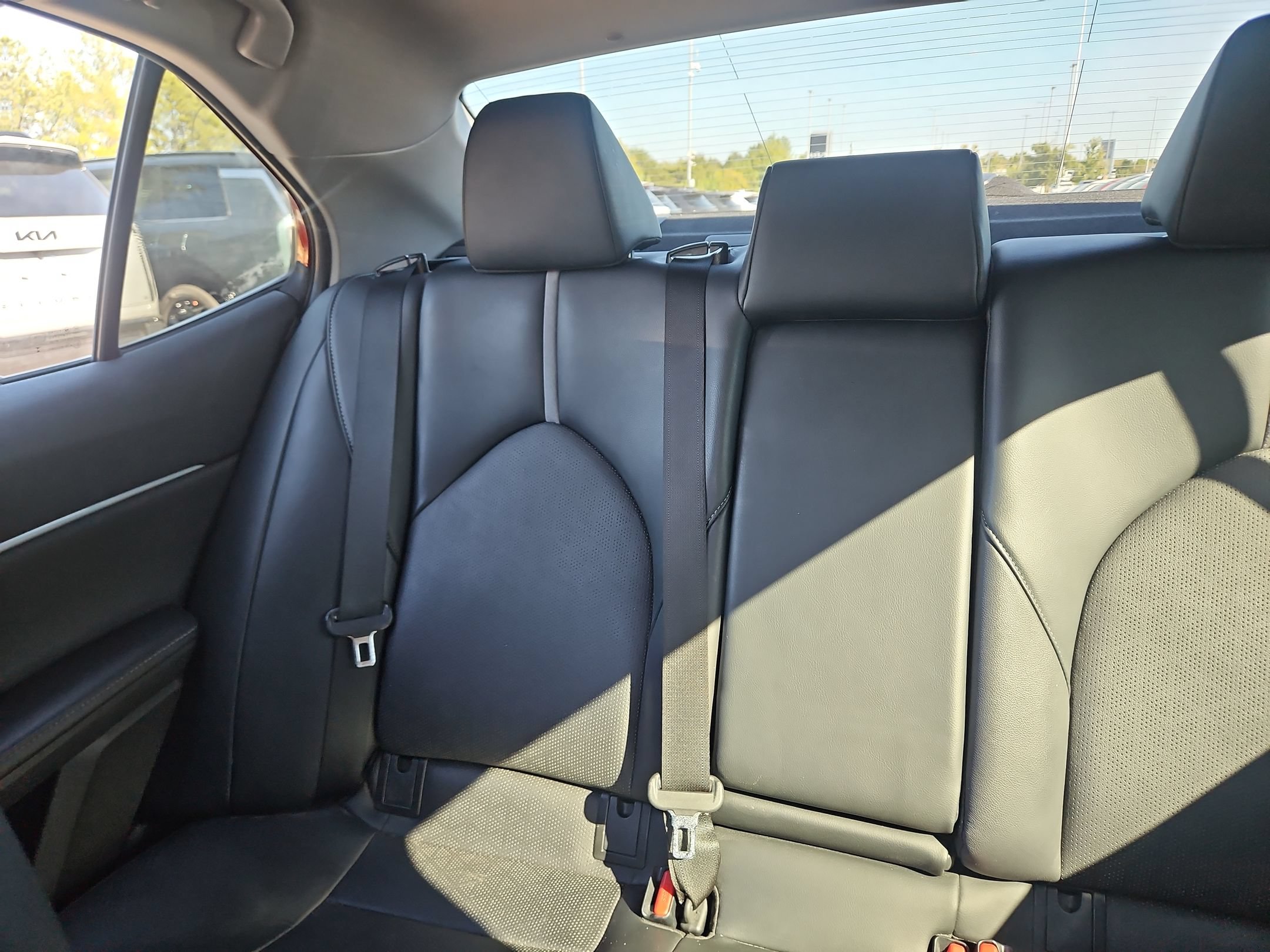 Used 2023 Toyota Camry XSE FWD image 12