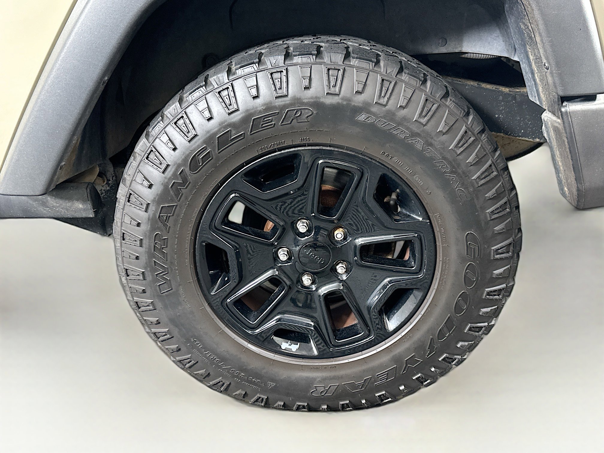 Used 2018 Jeep Wrangler Sport AWD/4WD image 11