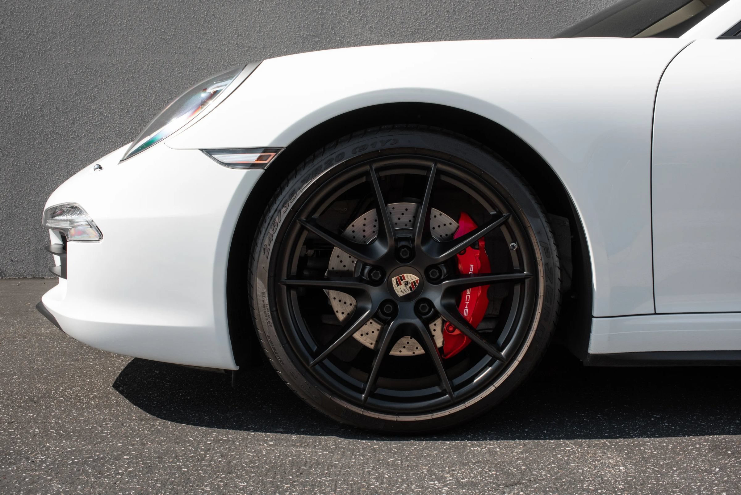 Used 2013 Porsche 911 Carrera 4S AWD/4WD image 34