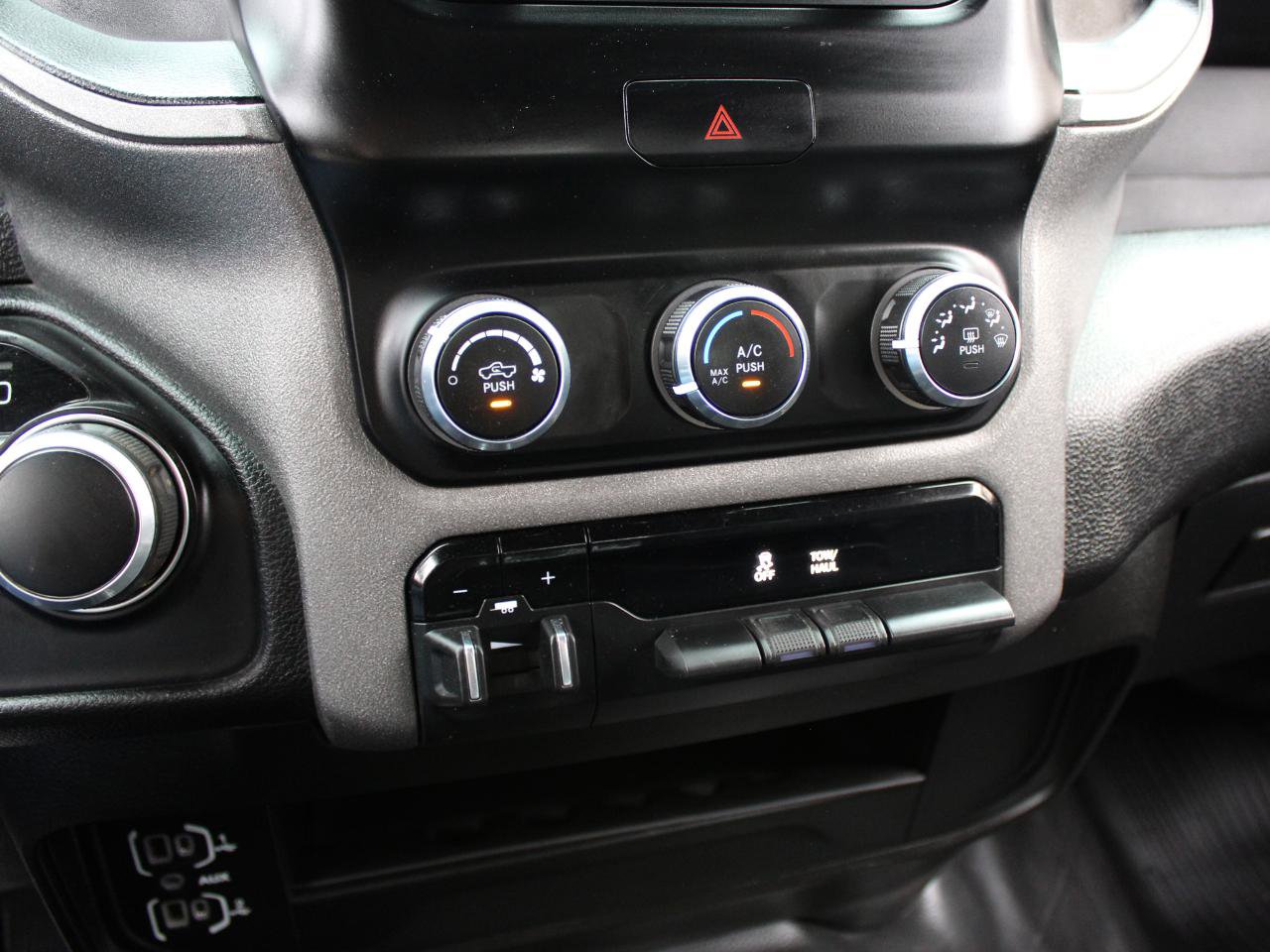 Used 2024 RAM 2500 Tradesman AWD/4WD image 33