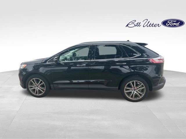 Used 2020 Ford Edge Titanium FWD video 2