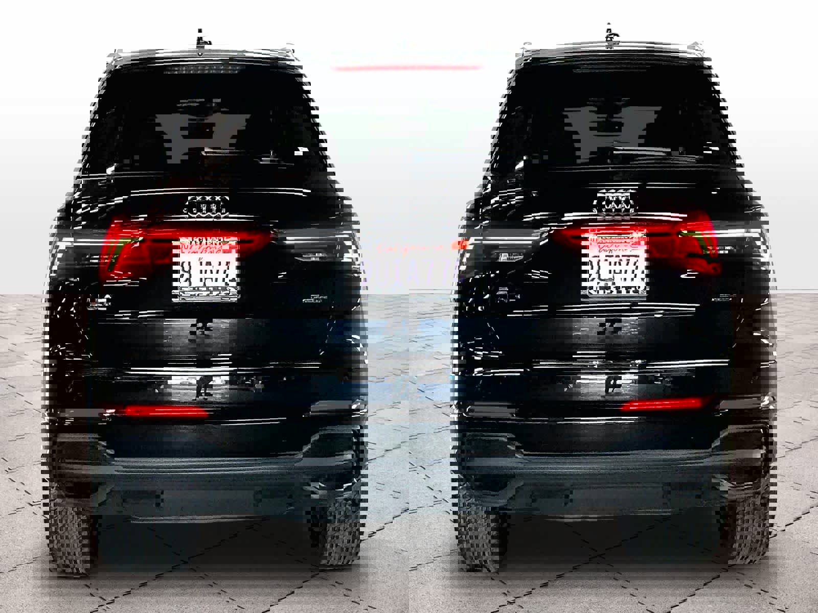 Certified 2025 Audi Q3 2.0T Premium w/ Convenience Package image 7