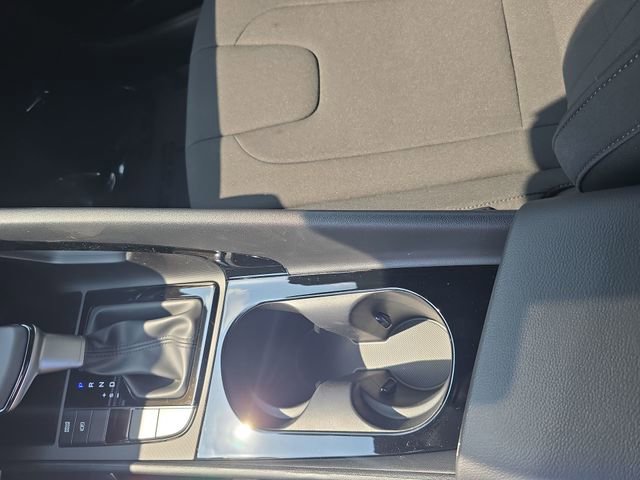 New 2025 Hyundai Elantra SEL image 21