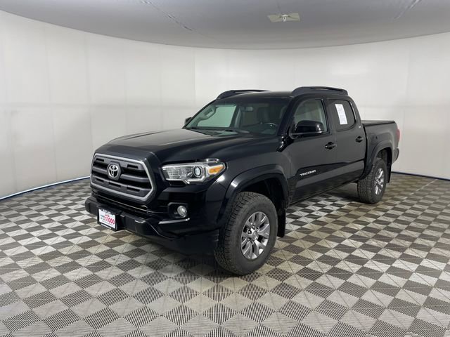 Used 2016 Toyota Tacoma SR5 w/ SR5 Appearance Package (SN) image 1