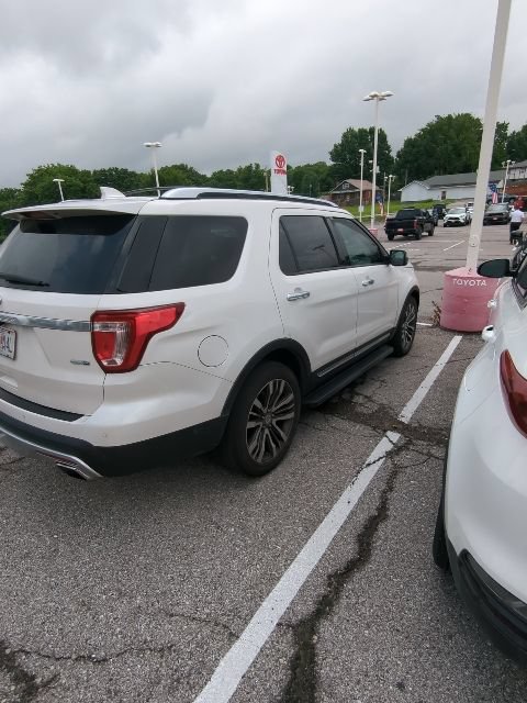 Used 2016 Ford Explorer Platinum AWD/4WD image 10