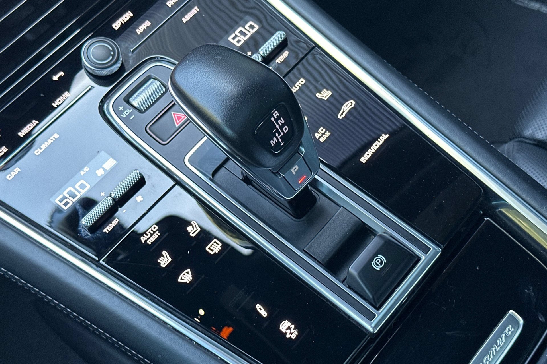 Certified 2022 Porsche Panamera 4S AWD/4WD image 27