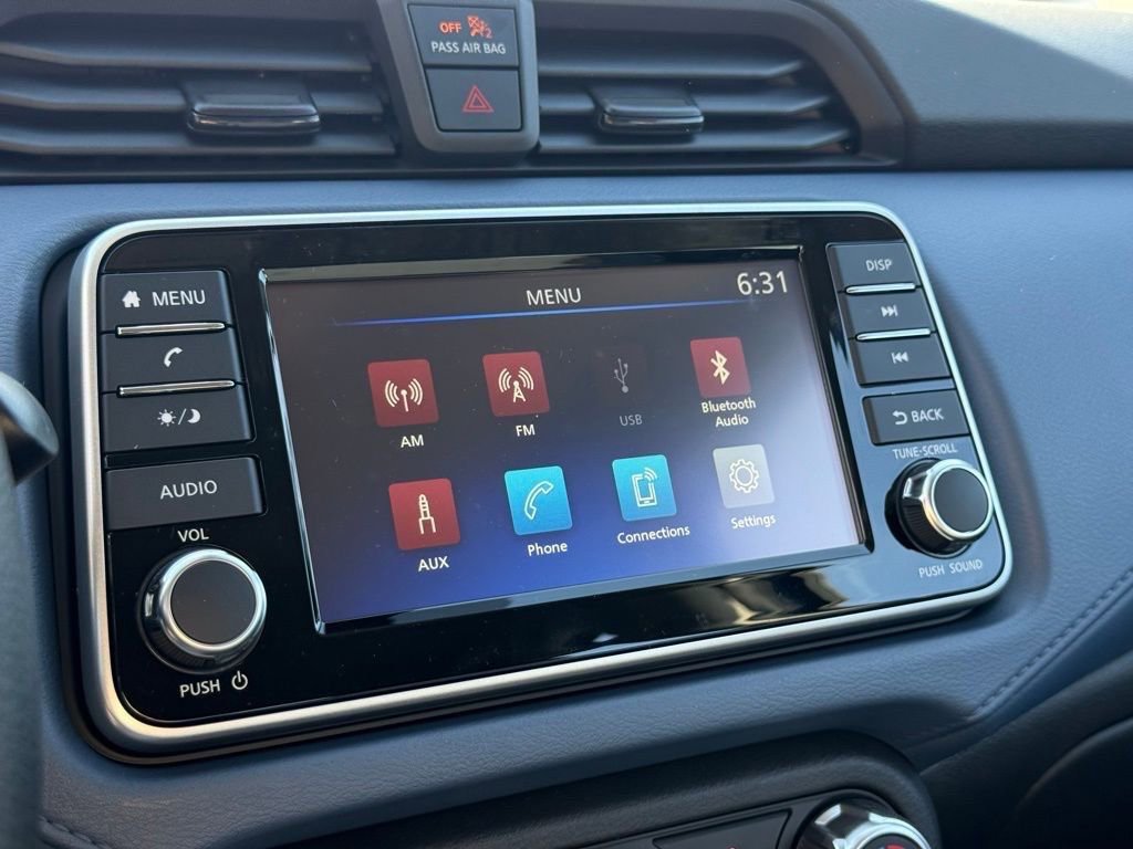 New 2025 Nissan Versa SV w/ Trunk Package image 9