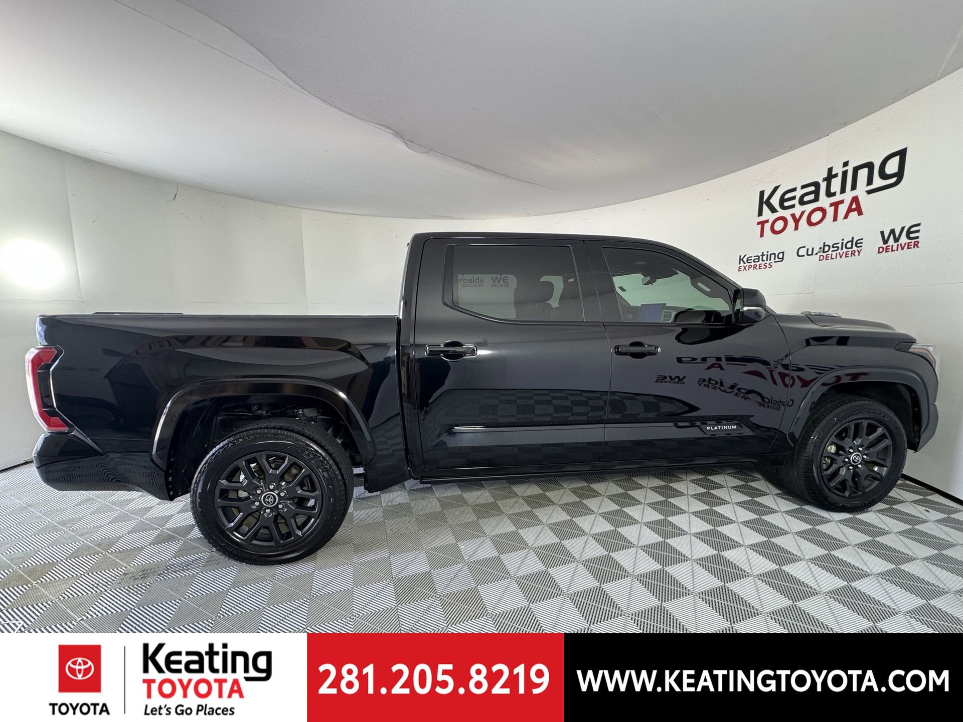 Used 2023 Toyota Tundra Platinum image 4
