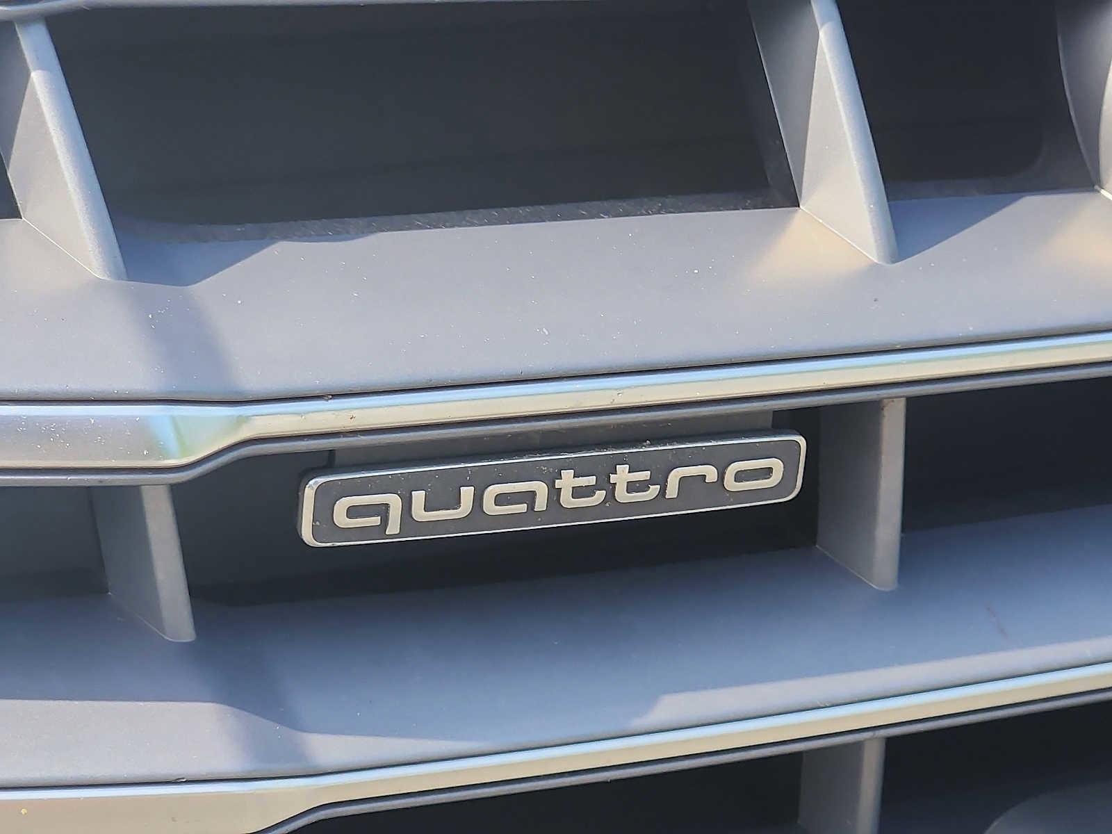 Used 2019 Audi Q5 2.0T Premium Plus w/ Premium Plus Package AWD/4WD image 4