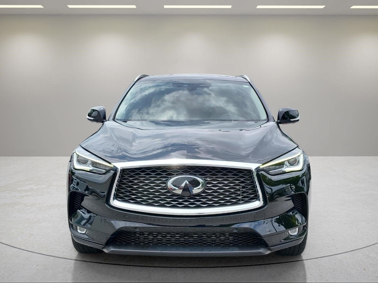 Used 2022 INFINITI QX50 Essential AWD/4WD image 2
