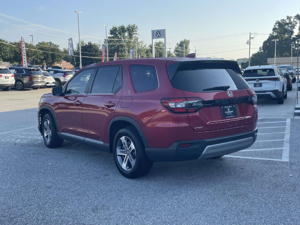 Used 2025 Honda Pilot EX-L image 4
