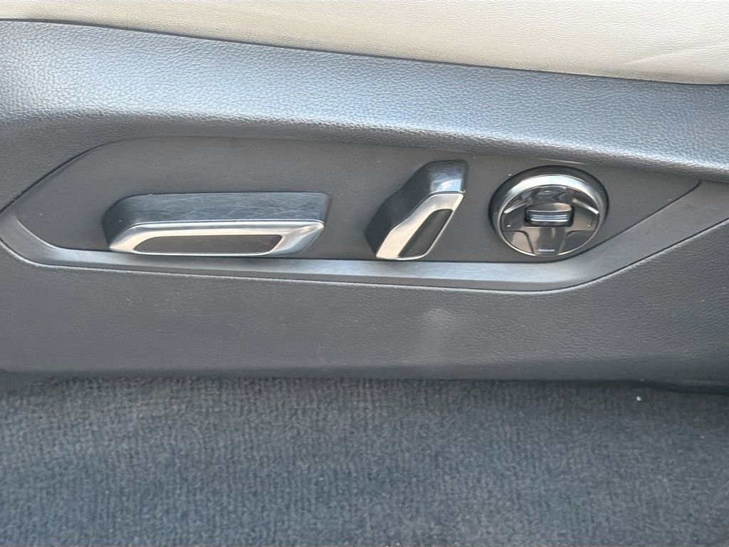 Used 2023 Acura MDX SH-AWD w/ Advance Package image 26