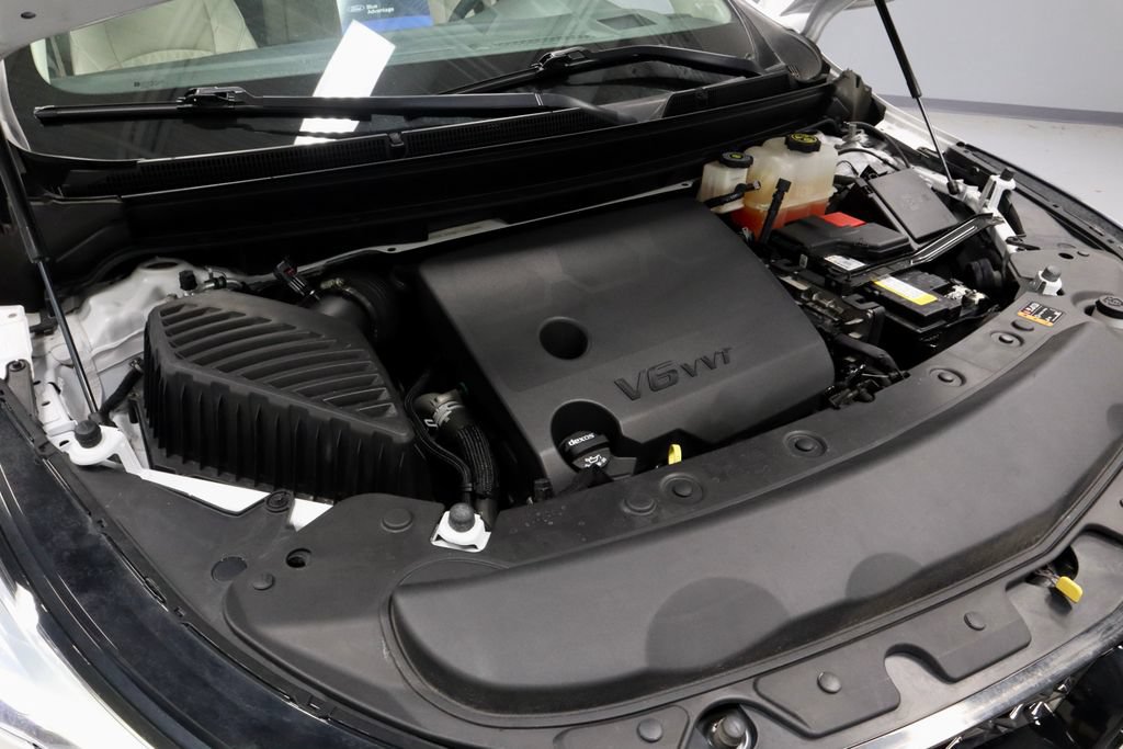 Used 2023 Buick Enclave Avenir w/ Avenir Technology Package AWD/4WD image 16